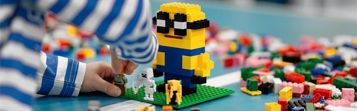 Lego Holiday Workshop
